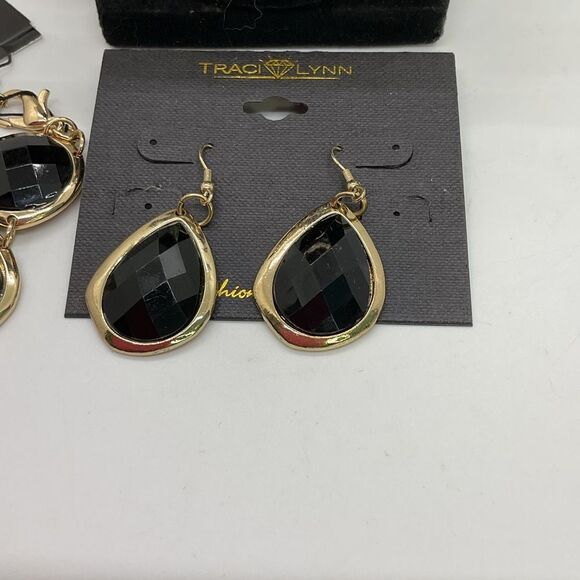 Traci Lynn Black and Gold Galore Statement Jewelry Set - Picture 6 of 6